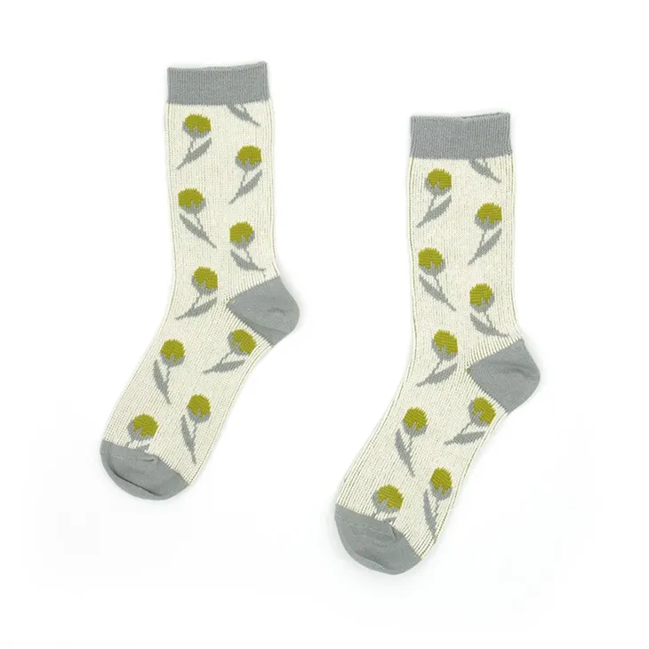 Paj Ntaub Paj Rwb Socks