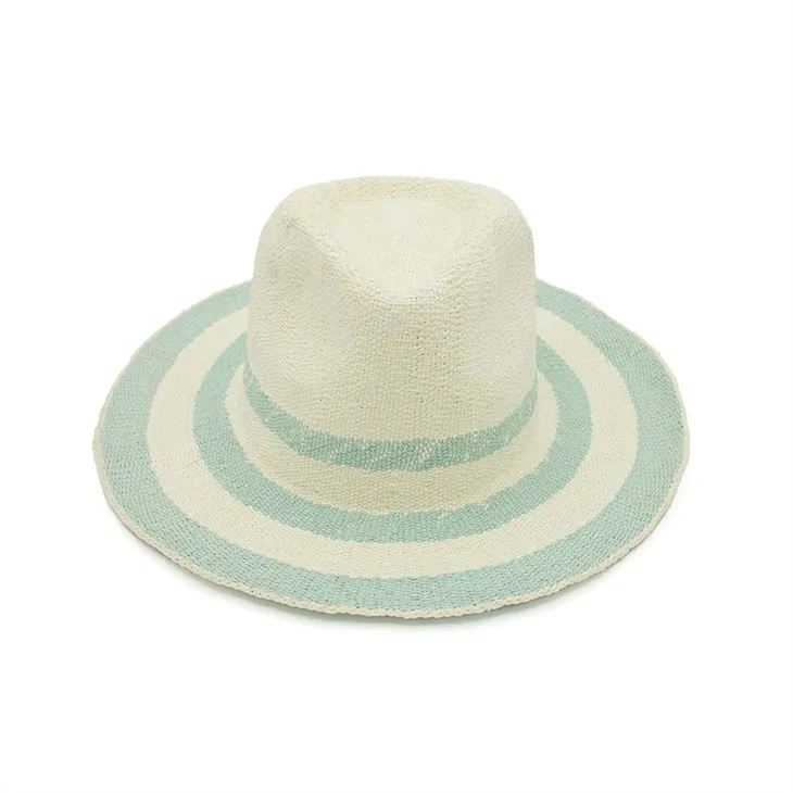Lub caij ntuj sov Straw Hat