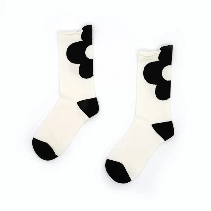 Cov hnab looj tes dawb